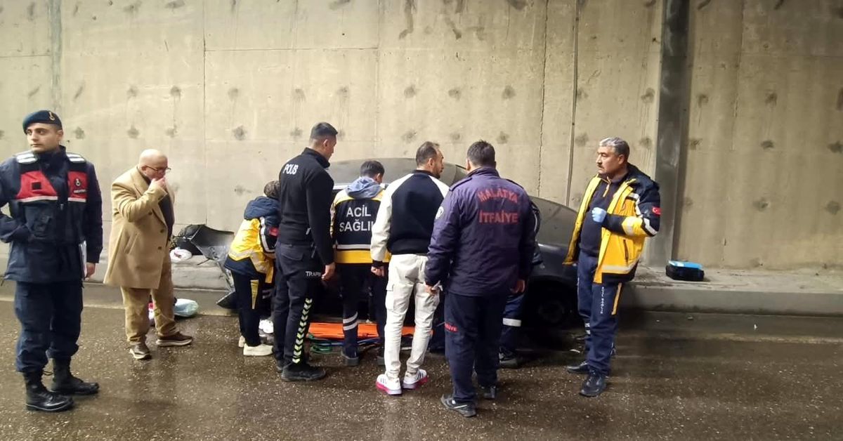 Erkenek Tüneli'nde kaza: 3 yaralı