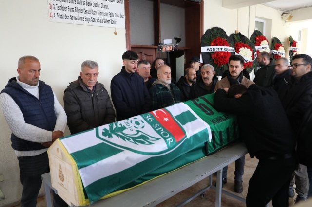 futbolcu kundakci yi oldurenler ailesini de rahat 19677980 2661 m