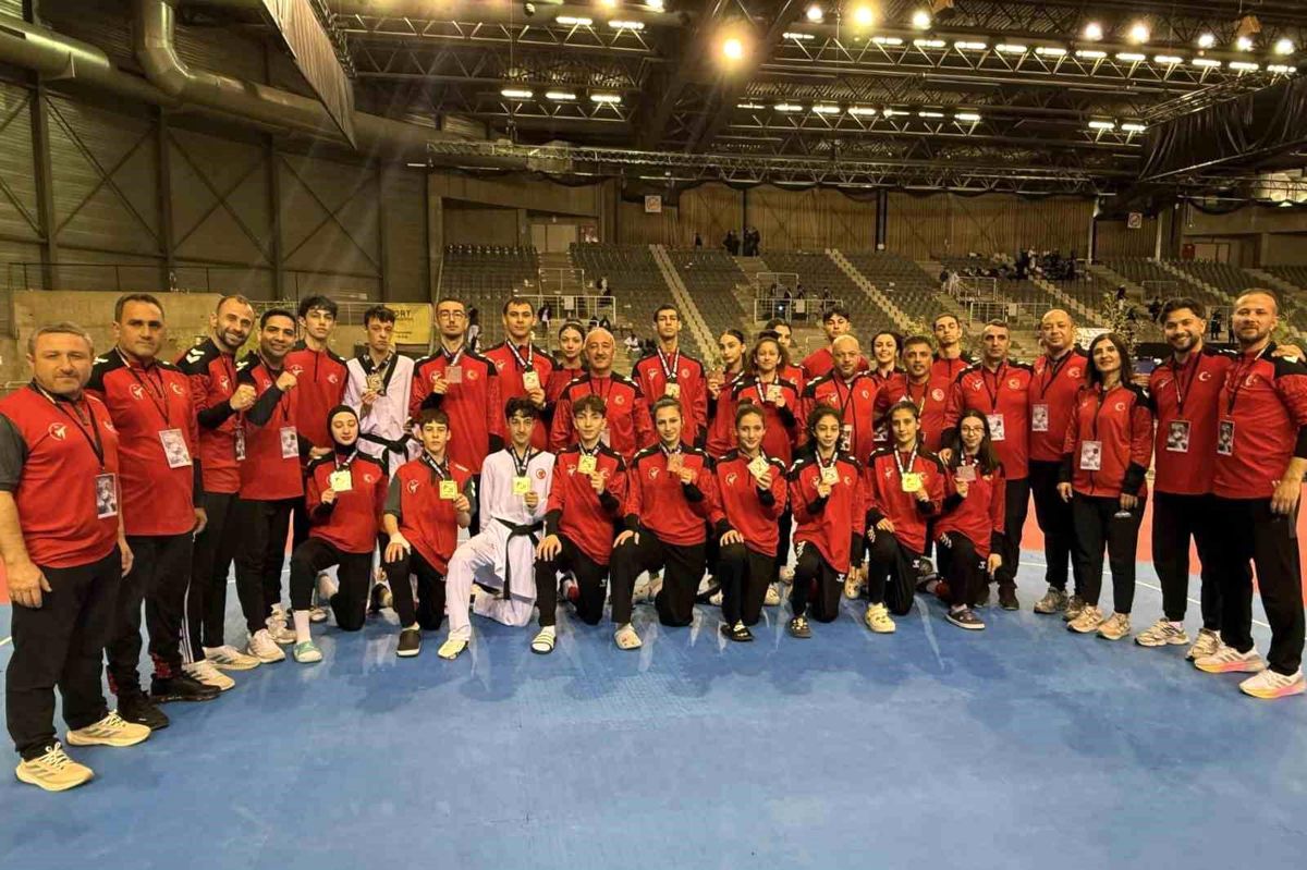 Milli taekwondoculardan Belçika'da 30 madalya birden