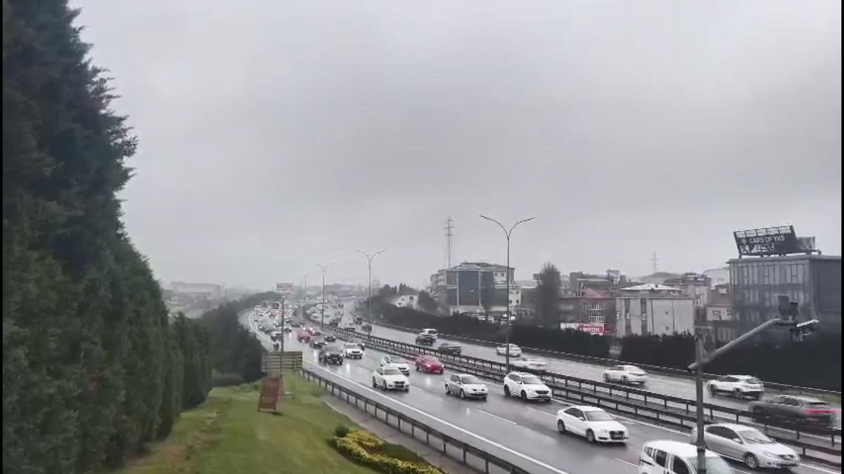 Ramazan Bayramı'nın son gününde Çamlıca gişelerinde trafik yoğunluğu - 1