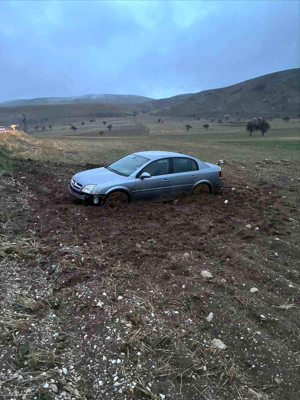 Afyonkarahisar'da kaza: 3 yaralı