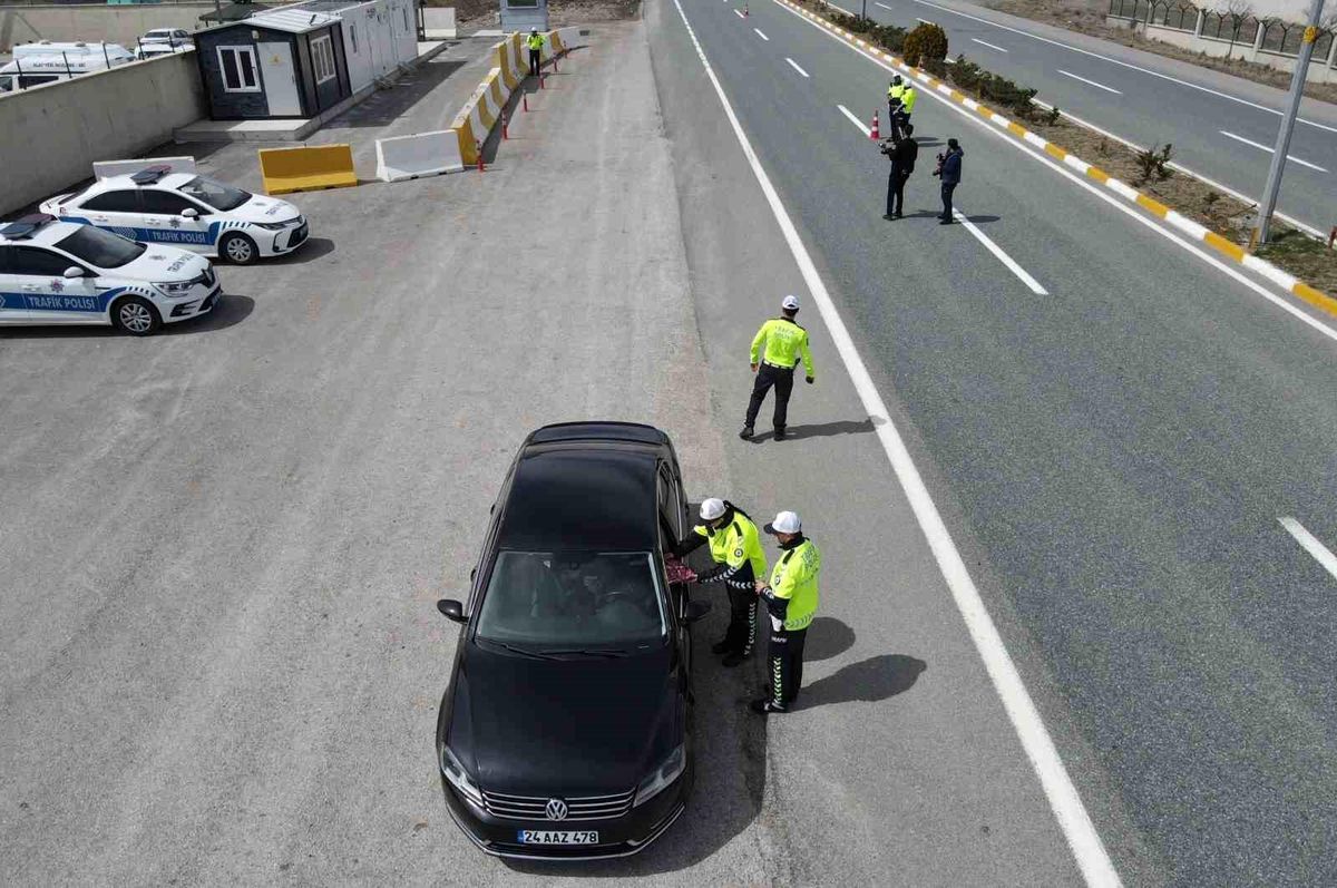 Erzincan'da bayram tatilinde 11 bin 611 araç denetlendi