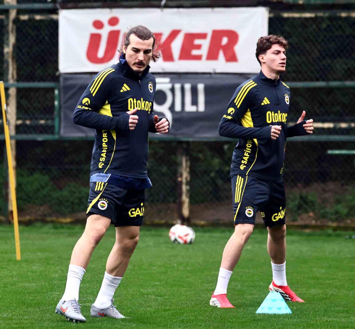 Fenerbahçe'de Beşiktaş derbisinin hazırlıkları devam etti