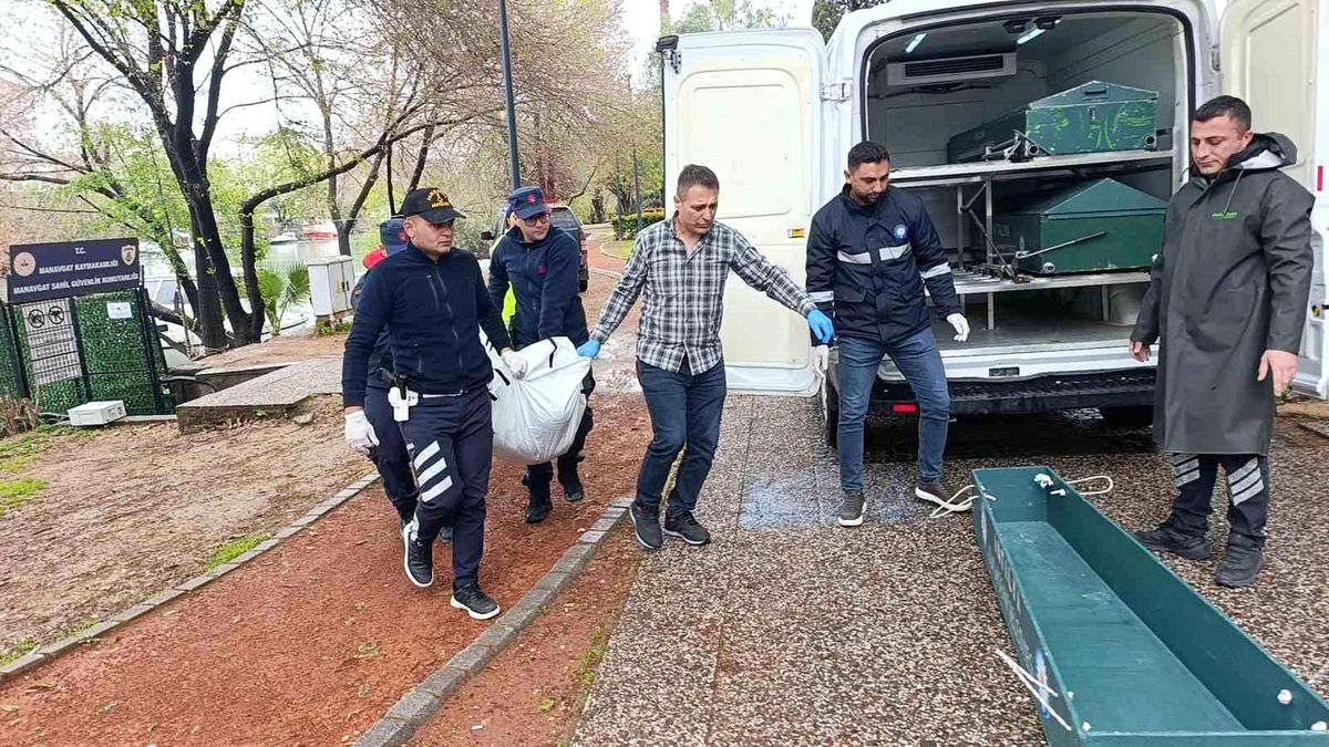 Kayıp olarak aranan 29 yaşındaki öğretmen adayının ırmakta cansız bedeni bulundu