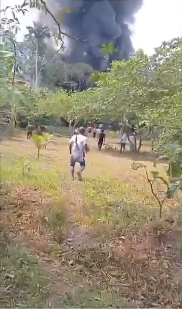 kolombiya da askeri ucak dustu 90 kisi hayatini 19682383 5177 m