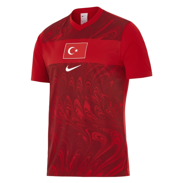 resmen tanitildi iste yeni milli formalarimiz 19680869 3605 m