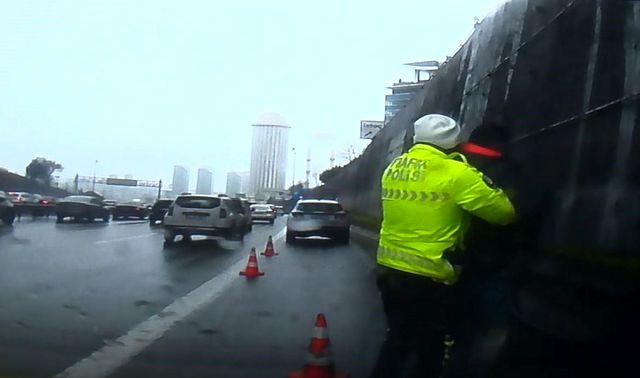 trafikte boganiza seker kacti polisin heimlic 19680279 o