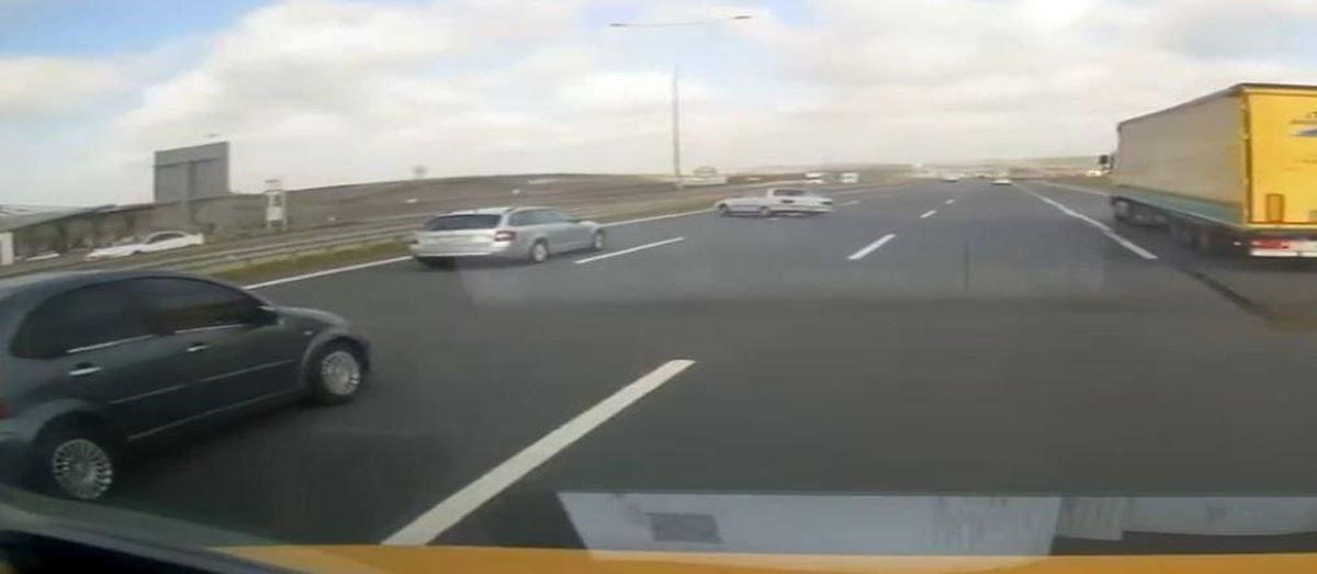 Arnavutköy'de makas atan sürücü kaza yaptı