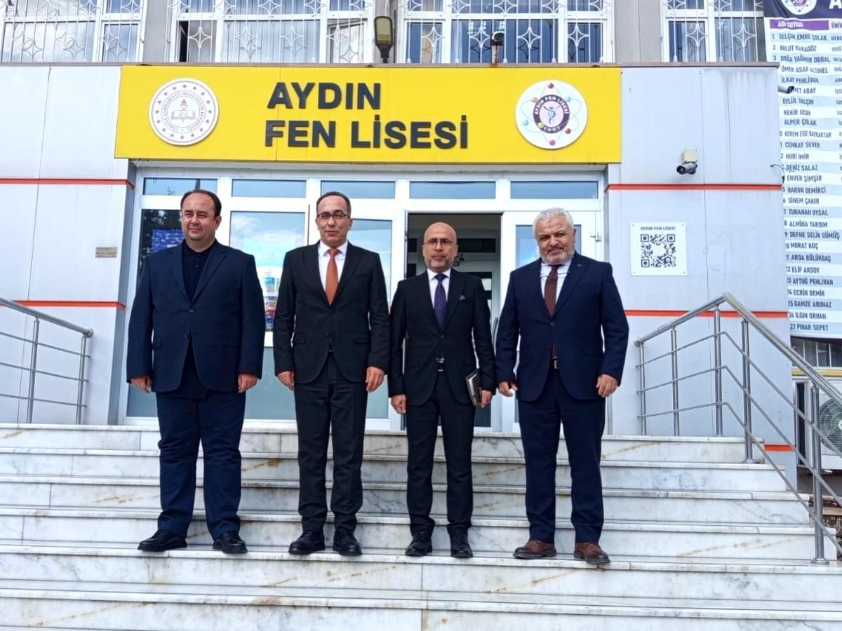 Aydın Fen Lisesi'nde 'Türkiye Yüzyılı Maarif Modeli' değerlendirildi