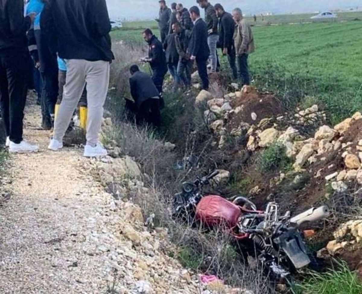Devrilen motosikletin sürücüsü hayatını kaybetti