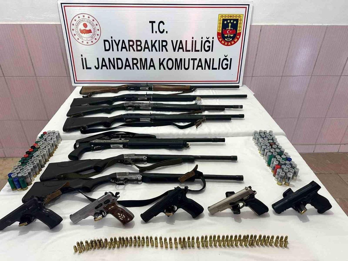 Diyarbakır'da silah kaçakçılarına darbe