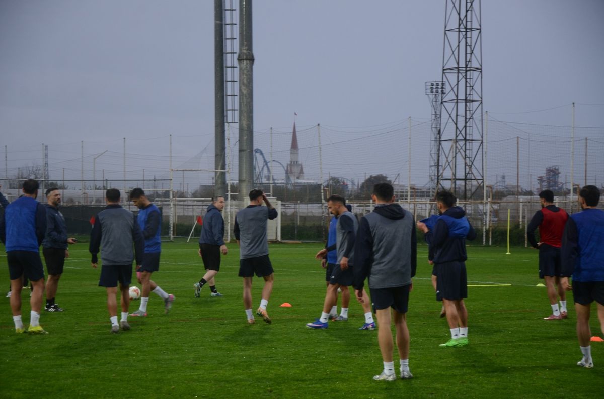 İran Milli Futbol Takımı hazırlıklarını Antalya'da sürdürüyor