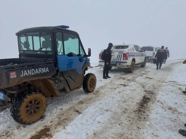 kaybolan amator dagci kazdigi cukurda hayatta 19684979 9004 m