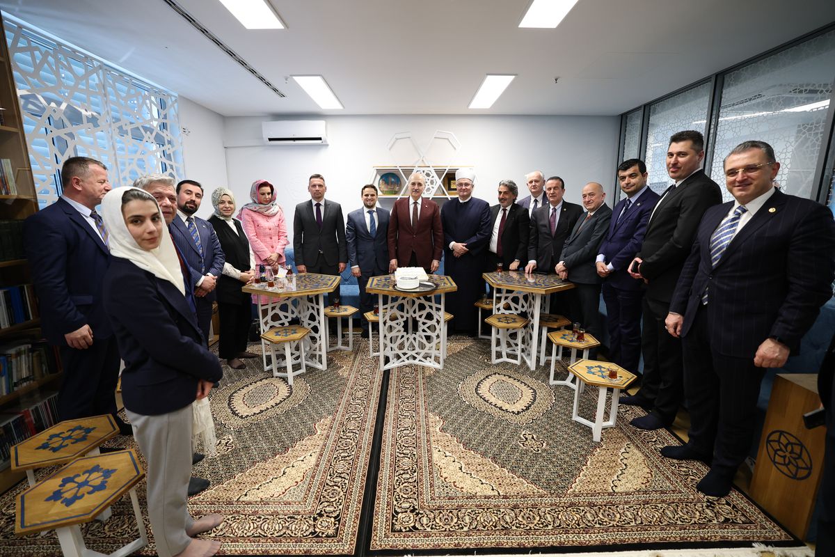 TBMM Başkanı Numan Kurtulmuş, Hırvatistan'daki İslam Kültür Merkezi'ni Ziyaret Etti
