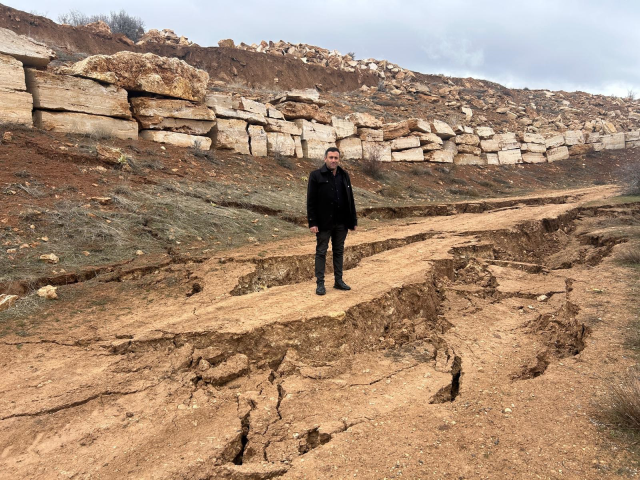 yer yarildi goruntuler dehsete 19685111 2664 4 m