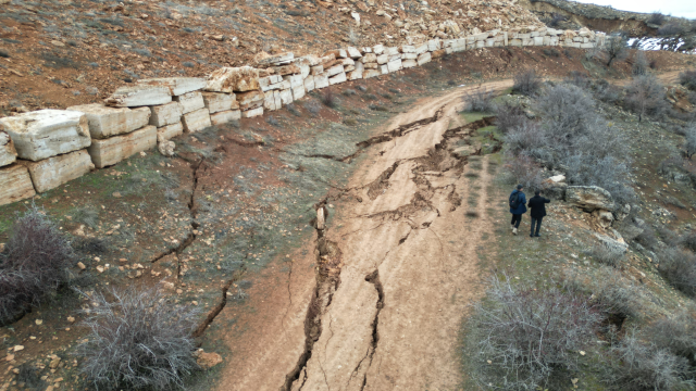 yer yarildi goruntuler dehsete 19685111 4154 3 m