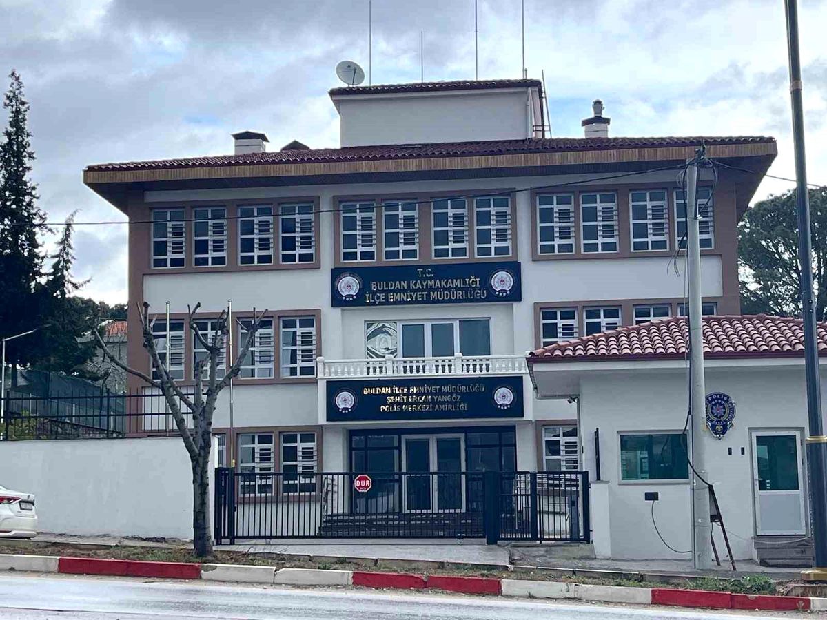 Buldan'da emniyeti yeni binasına taşındı