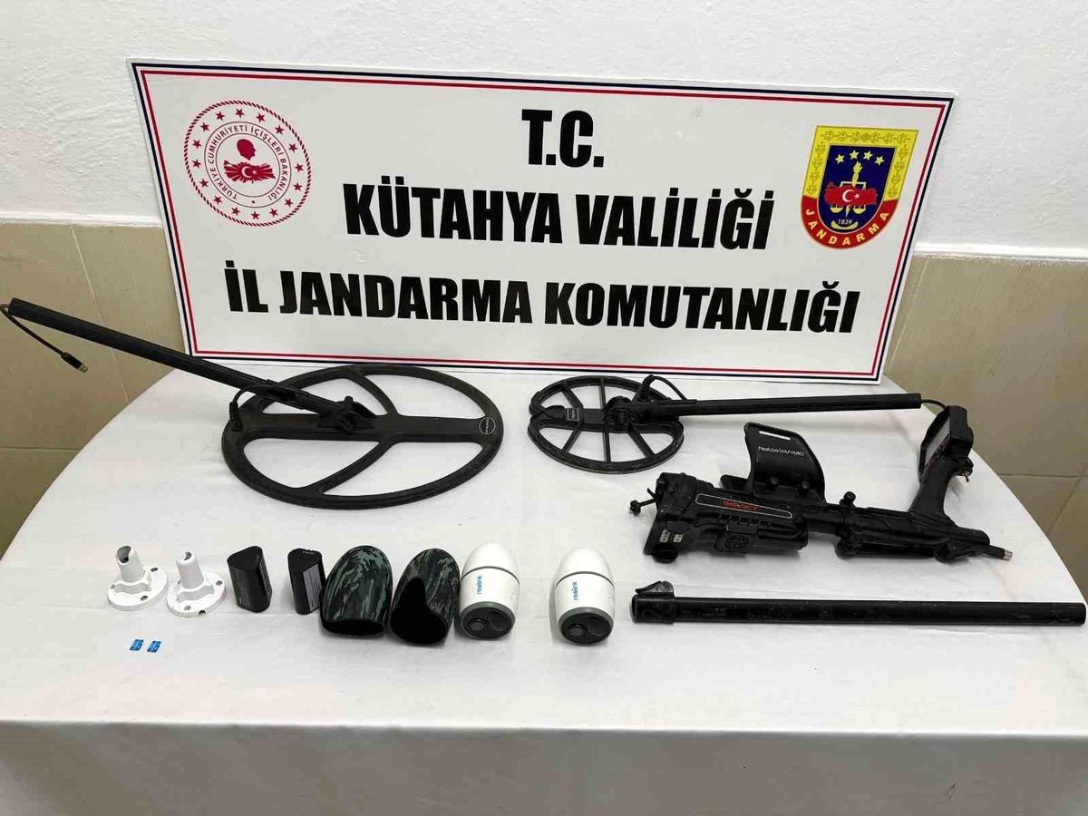 Kütahya'da kaçak kazı operasyonu, 2 şüpheli hakkında soruşturma