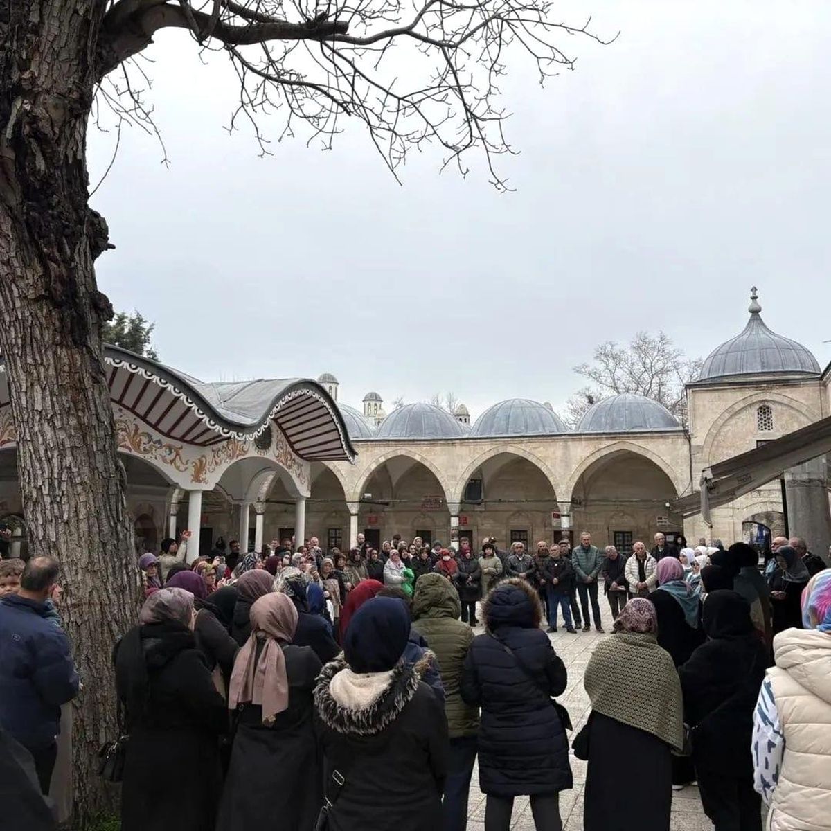 Lüleburgaz'da umre yolcuları dualarla uğurlandı