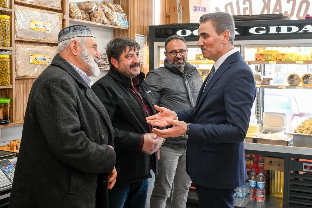 Vali Abuş esnafı dinledi