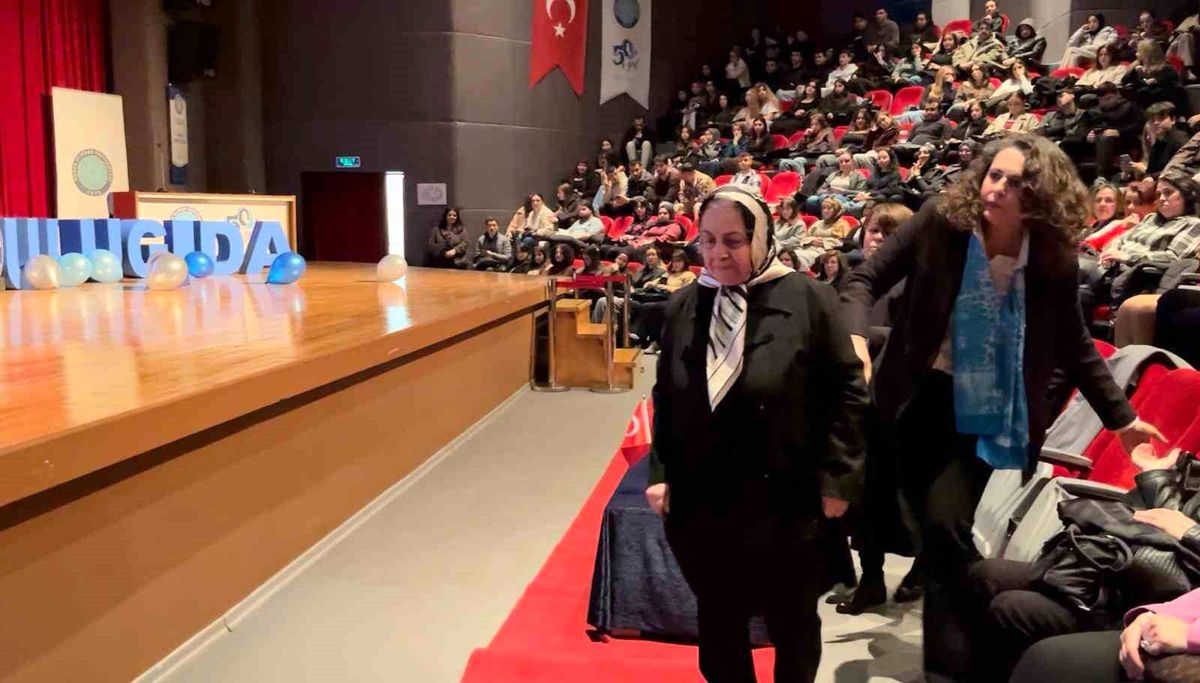 80 yaşındaki emekli öğretmen, kansere yenik düşen profesör kızını gözyaşlarıyla andı