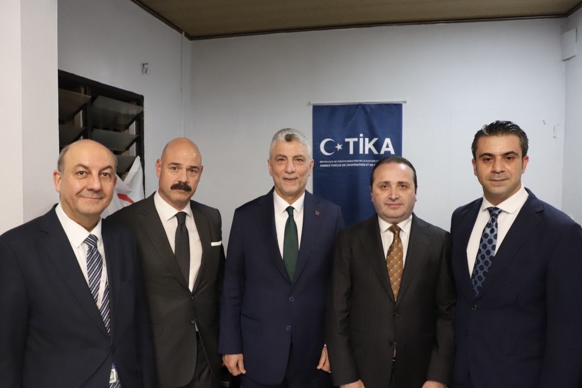 Bakan Bolat, Kamerun'daki TİKA Projesini Ziyaret Etti