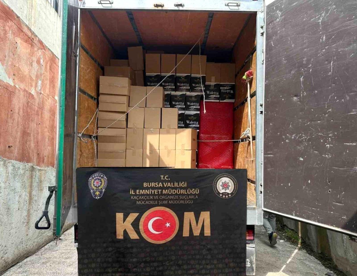 Bursa'da 6 milyon 360 bin kaçak makaron ele geçirildi