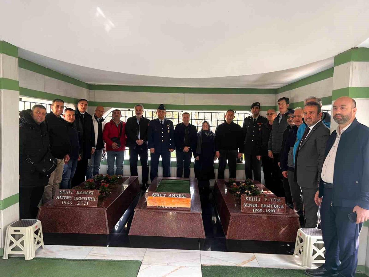 Bursalı Şehit Teğmen Şenol Şentürk, şehadetinin 33. yılında anıldı