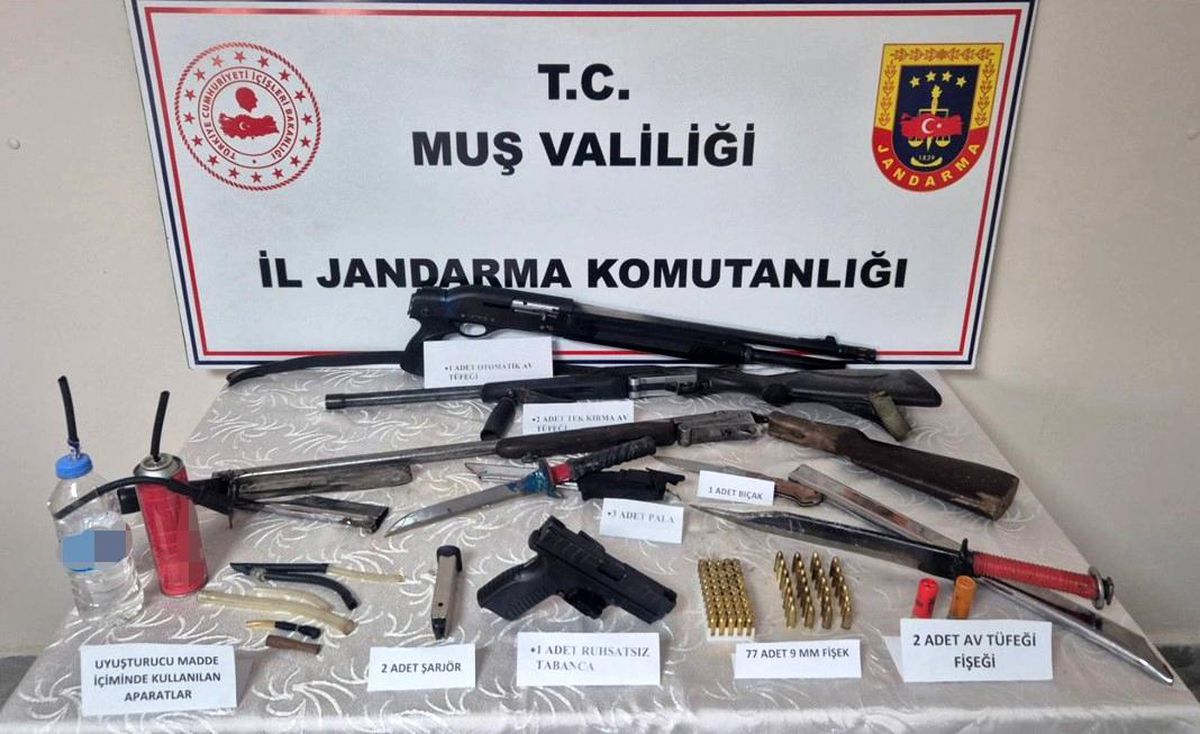 Muş'ta silah ve uyuşturucu operasyonu: 2 gözaltı