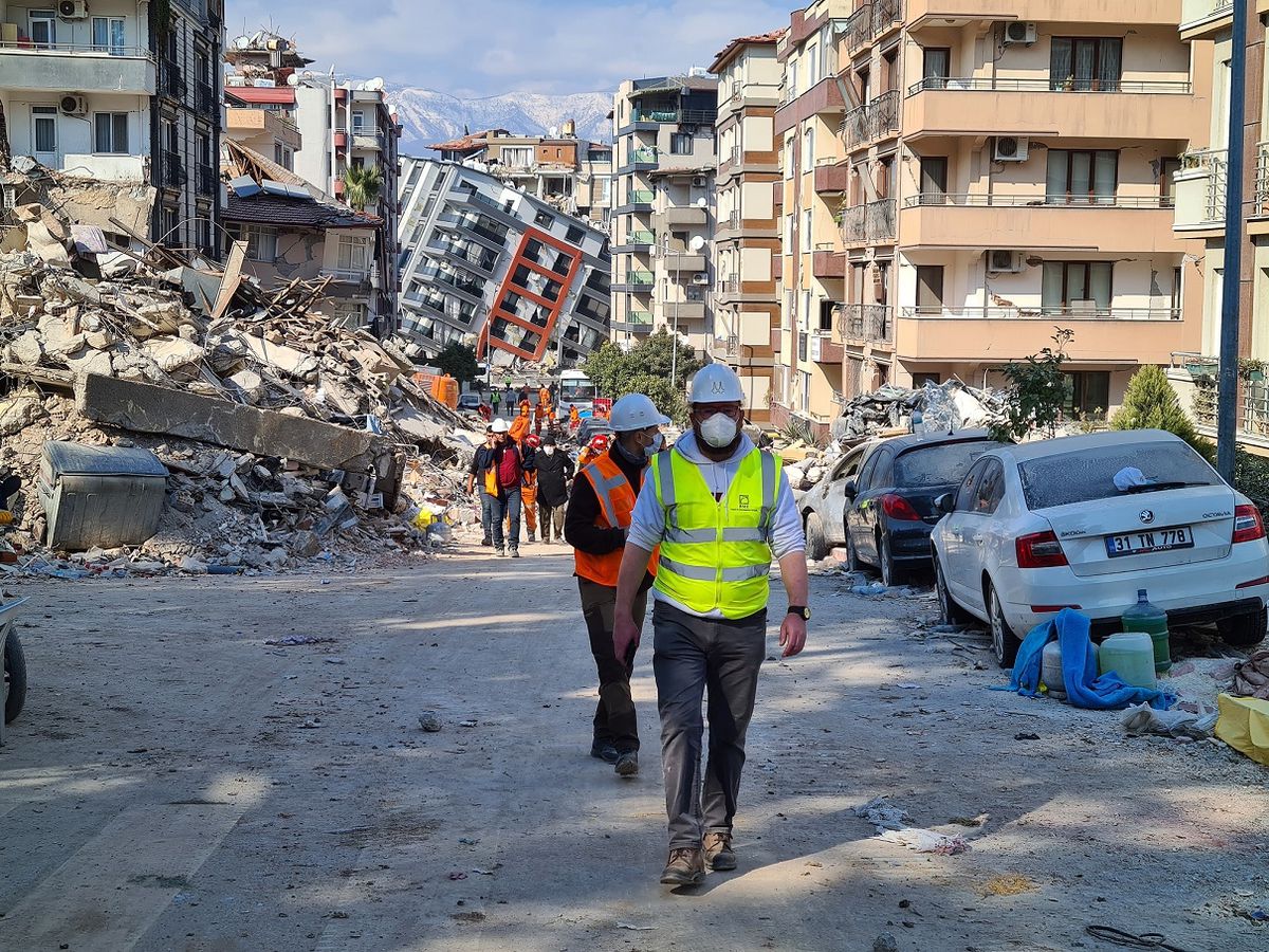 Türk ve Macar Uzmanlar İstanbul ve Budapeşte'de Deprem Güvenliği İçin İş Birliği Yapıyor