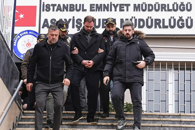 turkiyenin konustugu aile amca 19690441 5252 2 m