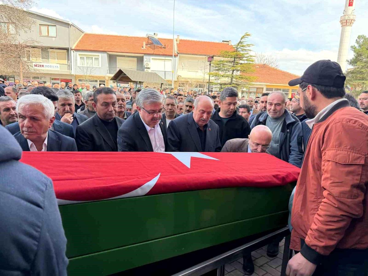 AK Parti Evciler İlçe Başkanı toprağa verildi