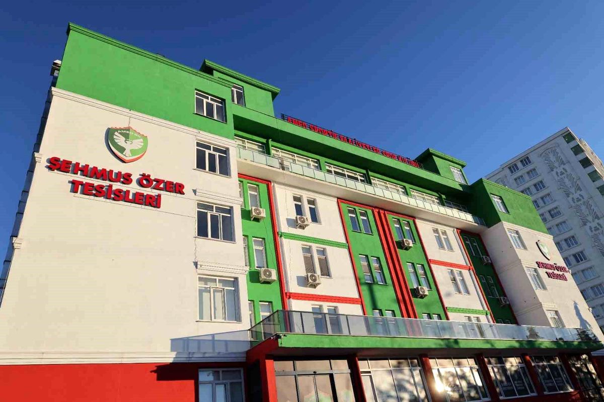 Amed Sportif Faaliyetler'den transfer yasağı açıklaması