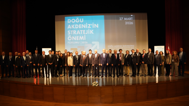 Doğu Akdeniz’in Stratejik Önemi Forumu'nda jeopolitik ve uluslararası ilişkiler ele alındı 14 dogu akdenizin stratejik onemi 19694045 2872 3 m