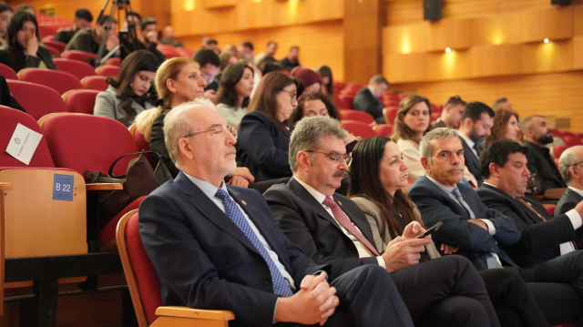 Doğu Akdeniz’in Stratejik Önemi Forumu'nda jeopolitik ve uluslararası ilişkiler ele alındı 34 dogu akdenizin stratejik onemi 19694045 8580 5 m