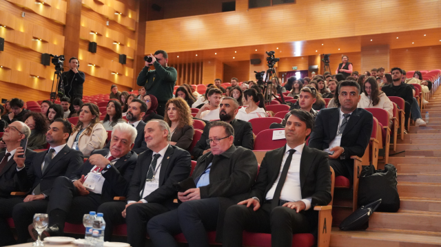 Doğu Akdeniz’in Stratejik Önemi Forumu'nda jeopolitik ve uluslararası ilişkiler ele alındı 36 dogu akdenizin stratejik onemi 19694045 9571 4 m