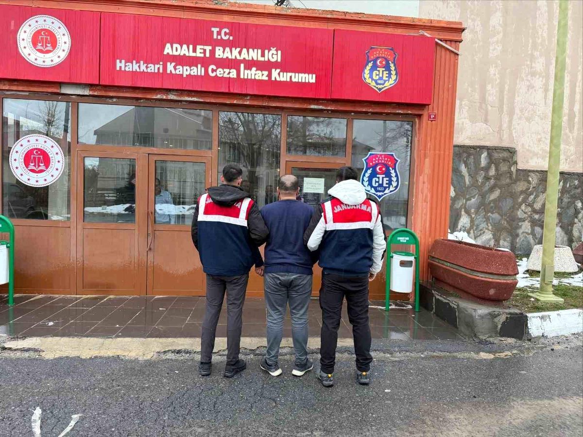 Hakkari'de 8 yıl hapis cezası bulunan şahıs yakalandı