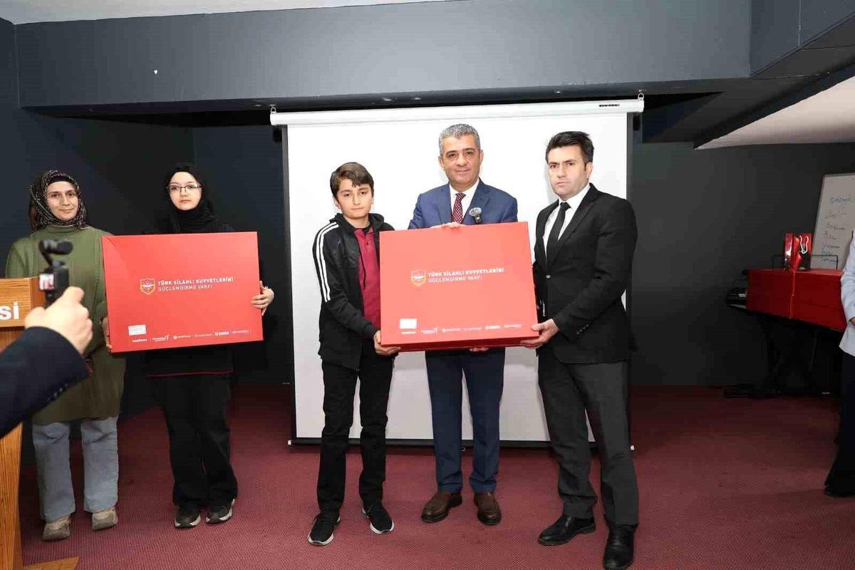 Savunmadan sanata: Genç tasarımlar ödül töreni