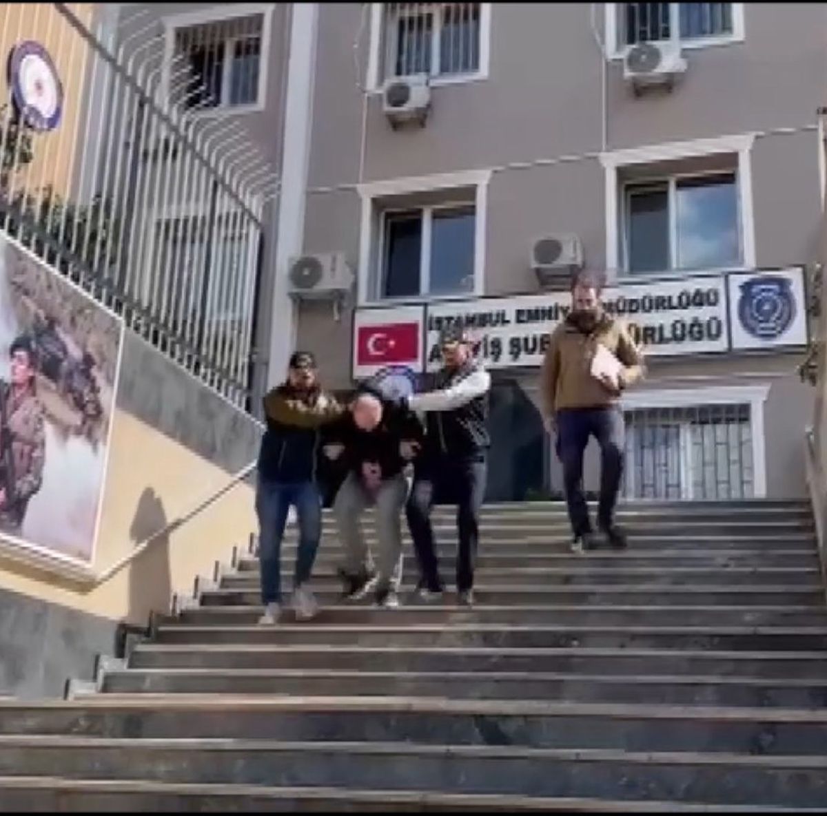 6 yıldır firari olarak aranan FETÖ üyesi eski polis Silivri'de yakalandı