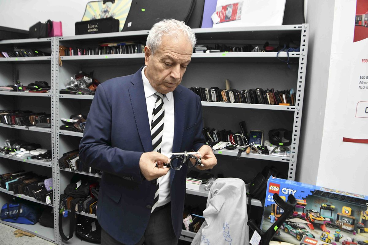 Ankara'da toplu taşıma araçlarında 3 bin 500'ün üzerinde eşya unutuldu
