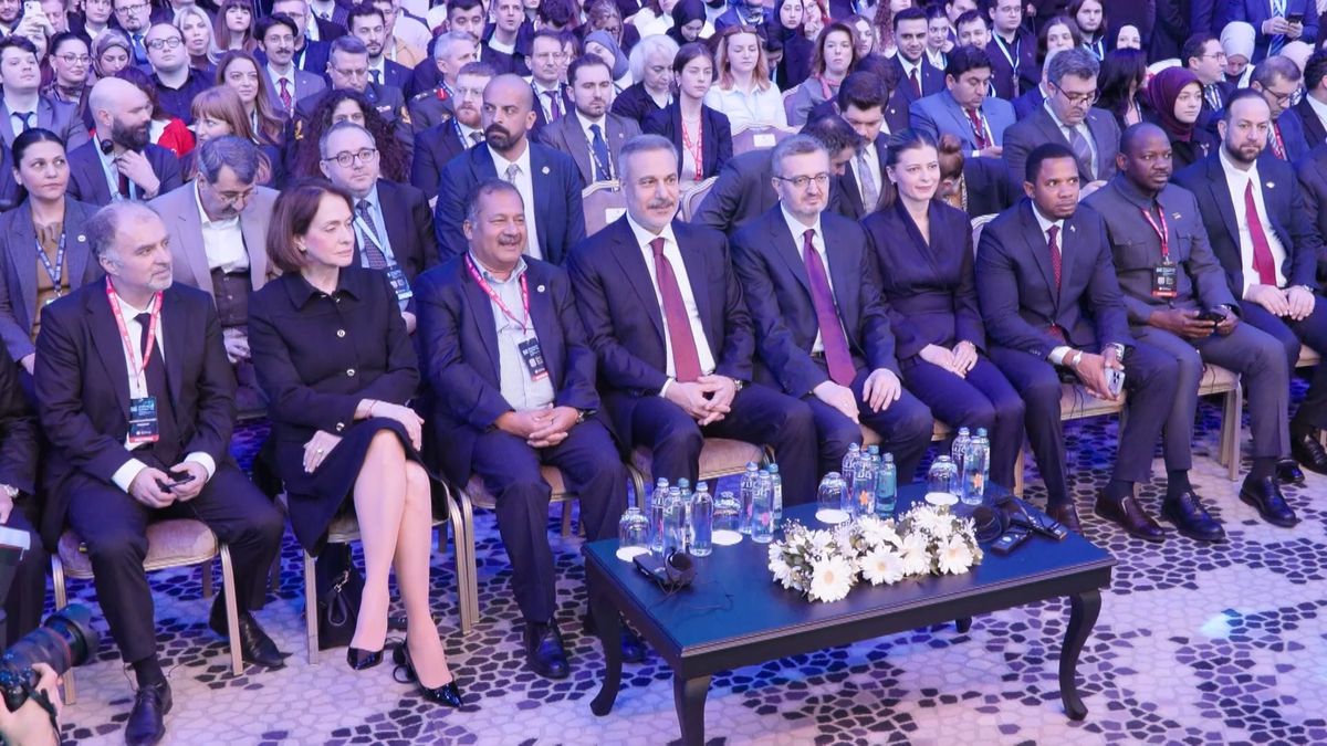 Bakan Fidan STRATCOM Zirvesi'nde konuştu