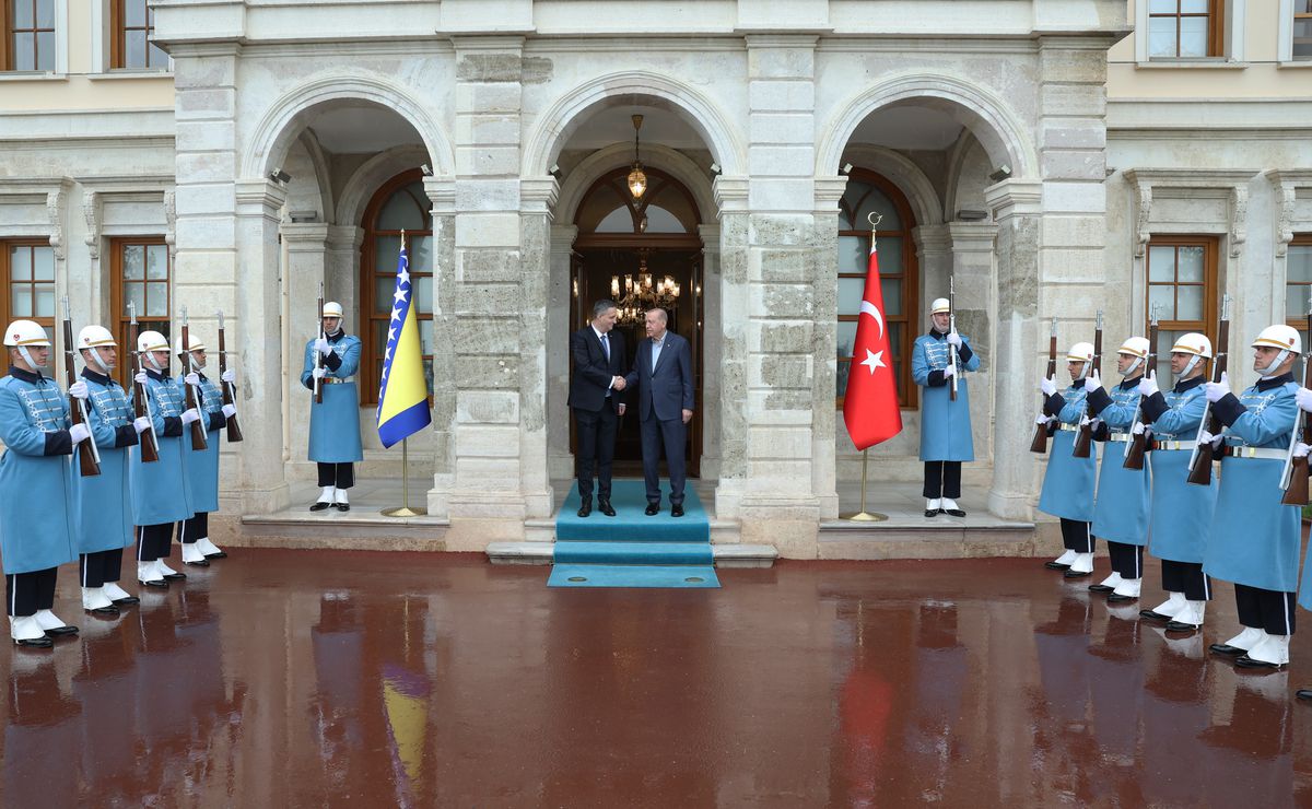 Cumhurbaşkanı Erdoğan, Bosna Hersek Devlet Başkanlığı Konseyi Başkanı Denis Beçiroviç'le görüştü