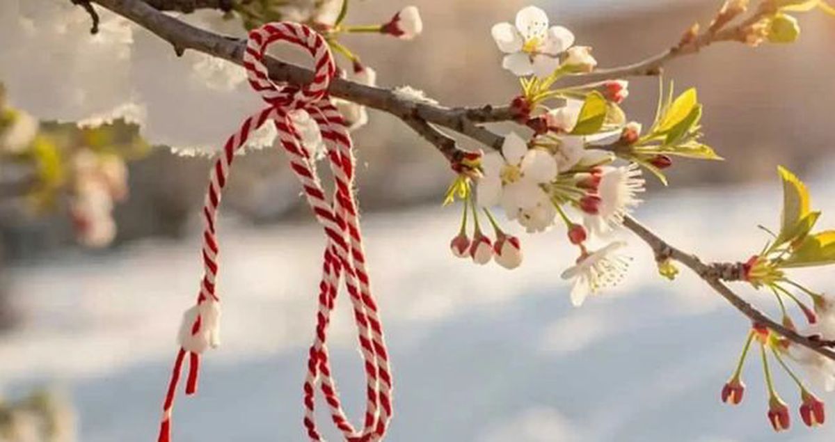 Marteniçka ne zaman çıkarılır? Leylek görmeden marteniçka bilekliği çıkarılır mı?