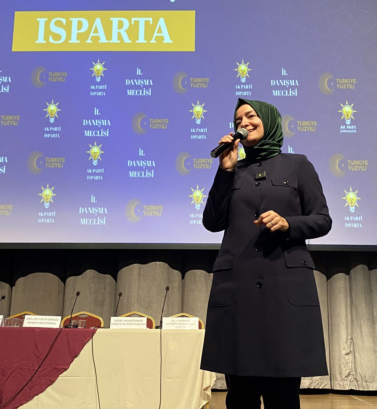 AK Parti'li Kaya'dan CHP'ye Sert Tepki: 'Darbecilerle Kol Kola Girmiş CHP Zihniyeti Var'