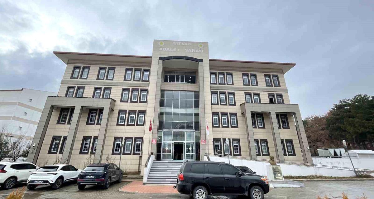 Bitlis'te sahte altın operasyonunda 2 tutuklama