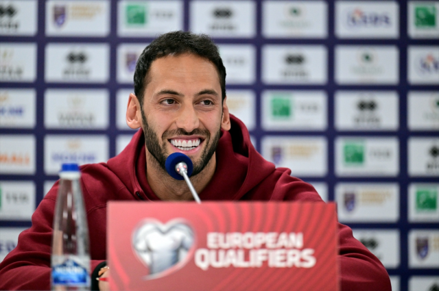 hakan calhanoglu ndan olay sozler bizi 19700597 2300 m