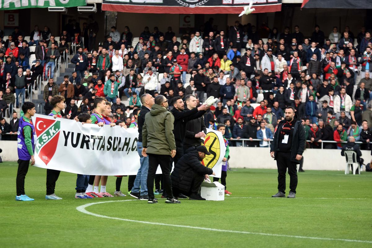 Karşıyaka'ya beraberlik yaramadı