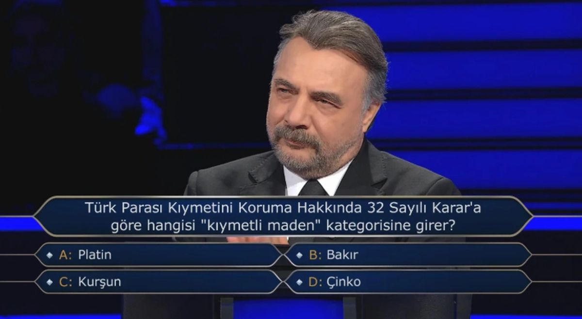 Türk Parası Kıymetini Koruma Hakkında 32 Sayılı Karar'a göre hangisi "kıymetli maden" kategorisine girer?