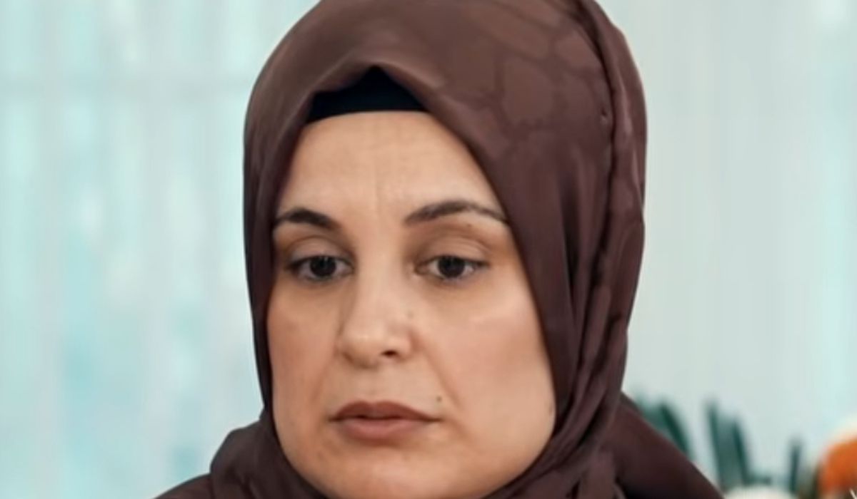 Yemekteyiz Aynur kimdir? Zuhal Topal'la Yemekteyiz Aynur Hanım kaç yaşında, nereli?