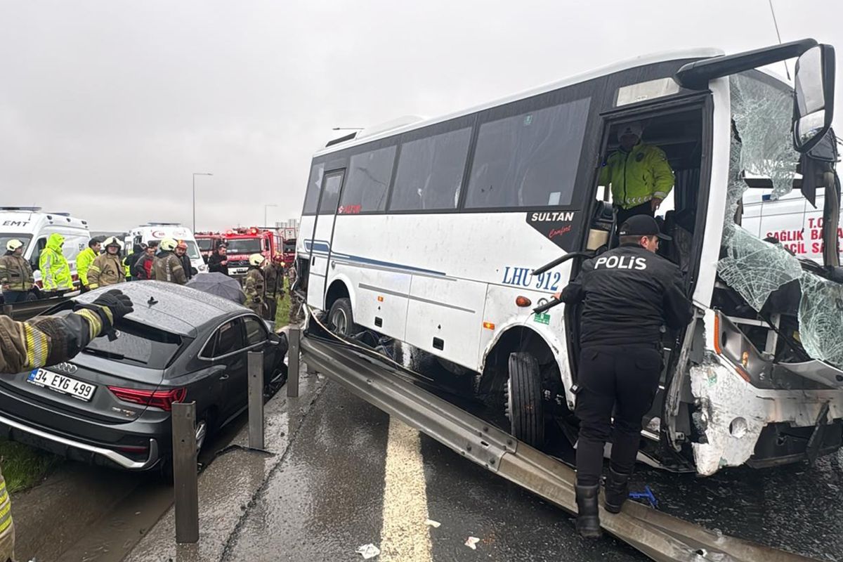 Zincirleme trafik kazasında yaralanan polis memuru Mustafa Aydın'dan acı haber